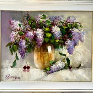 Натюрморт с сиренью. х.м. 35х45 2025г.